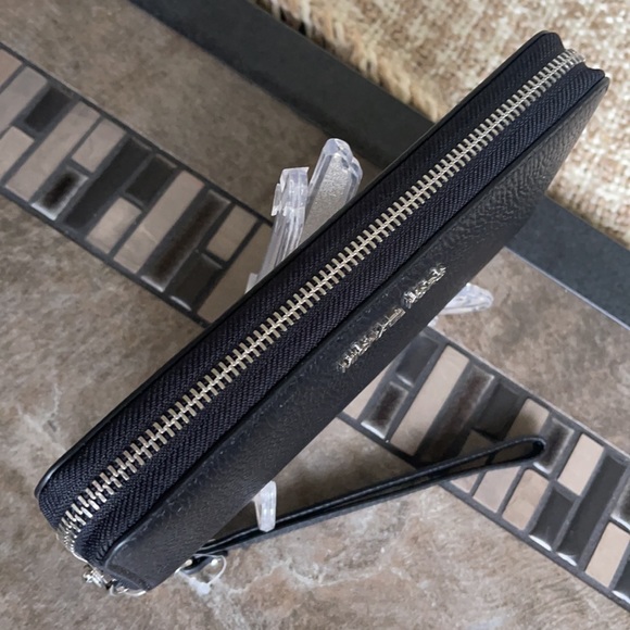 Michael Kors Jet Set Travel Large Travel CONTINENTAL Wristlet-Wallet - Picture 12 of 16